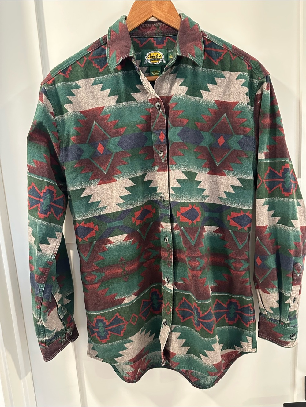 Vtg. 80’s Cabela's Woman’s SOFT Chamois Shirt Sz Small. Aztec Vivid Color Shirt